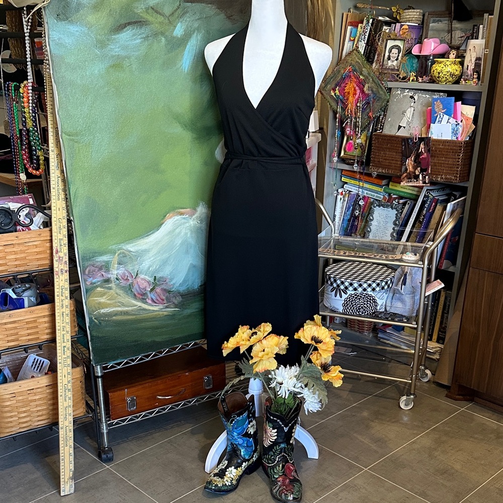 Chic Black Backless Dress